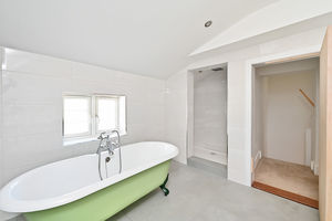 Photo 30- click for photo gallery